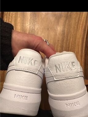 Nike Kids White Low-Top Sneakers